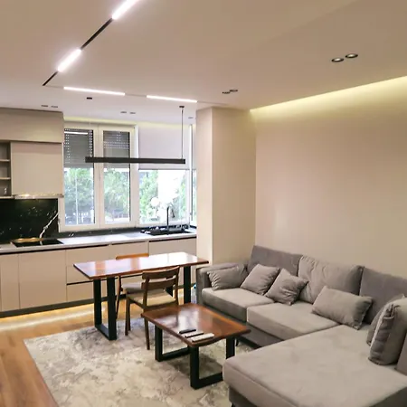 Urban21 Luxury 2 Bedroom *