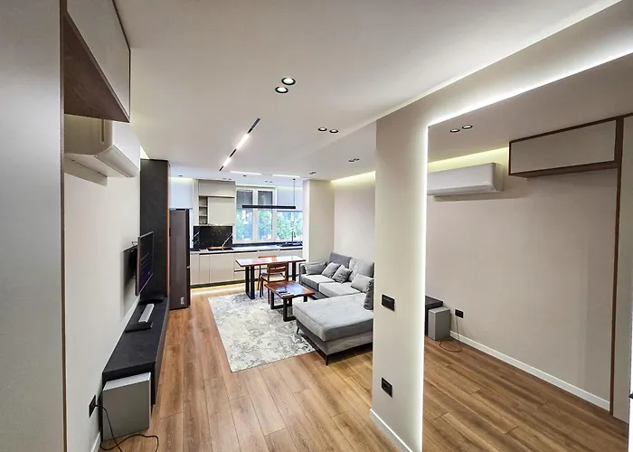 Urban21 Luxury 2 Bedroom *