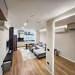 Urban21 Luxury 2 Bedroom *