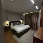 Urban21 Luxury 2 Bedroom *