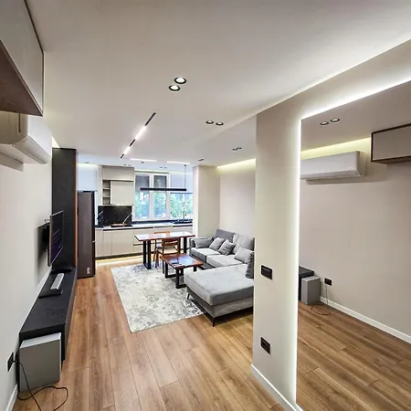 Urban21 Luxury 2 Bedroom *