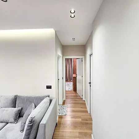 Luxury 2 Bedroom 公寓 *