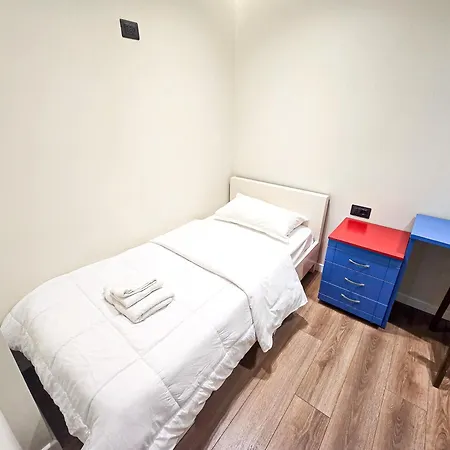 公寓 Luxury 2 Bedroom 地拉那