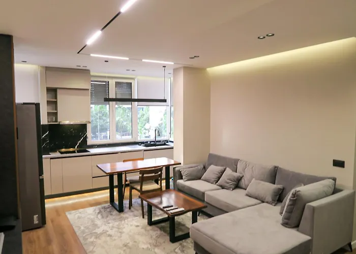 Urban21 Luxury 2 Bedroom *